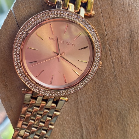 ROSE gold Michael Kors watch
